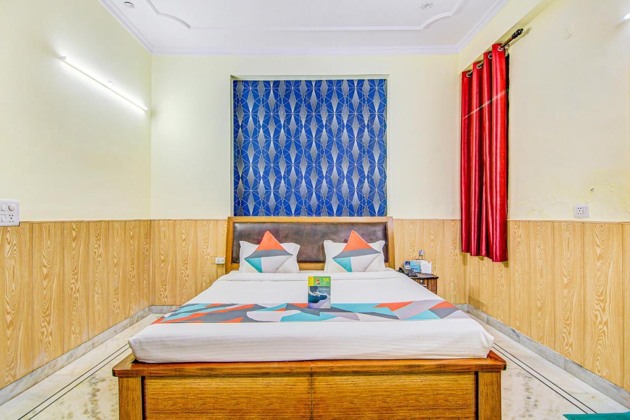 Hotel Fabexpress Royal Ashray Noida Exteriér fotografie