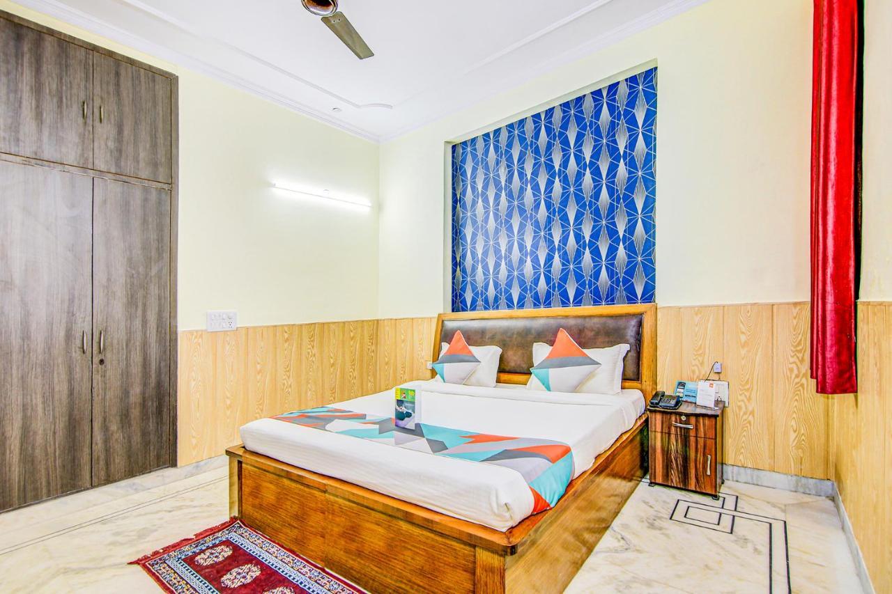 Hotel Fabexpress Royal Ashray Noida Exteriér fotografie