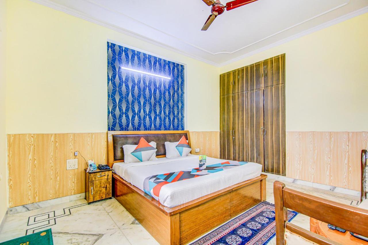 Hotel Fabexpress Royal Ashray Noida Exteriér fotografie
