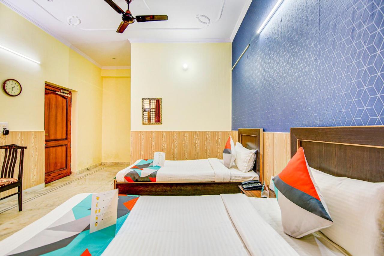 Hotel Fabexpress Royal Ashray Noida Exteriér fotografie